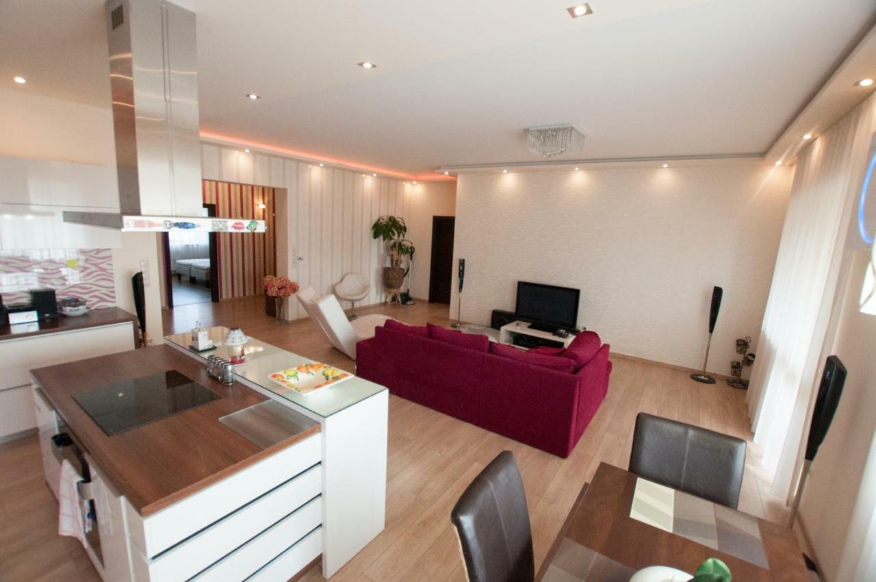 Prestige Apartment Komárno Dış mekan fotoğraf