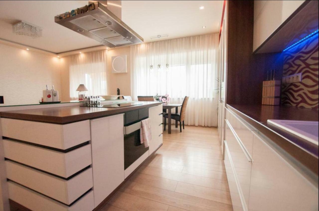 Prestige Apartment Komárno Dış mekan fotoğraf